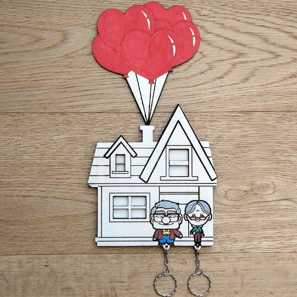 Portachiavi da parete film UP in legno personalizzabile regalo per innamorati San Valentino