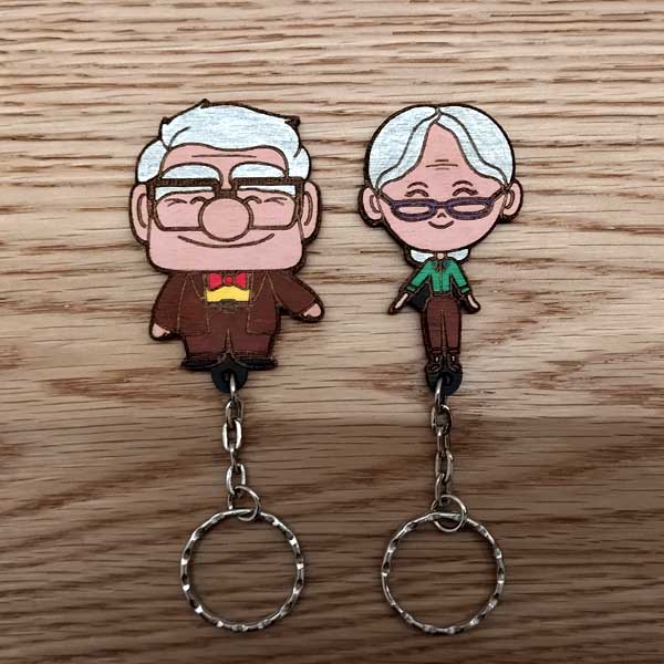 Coppia portachiavi film UP in legno personalizzabile regalo per innamorati San Valentino